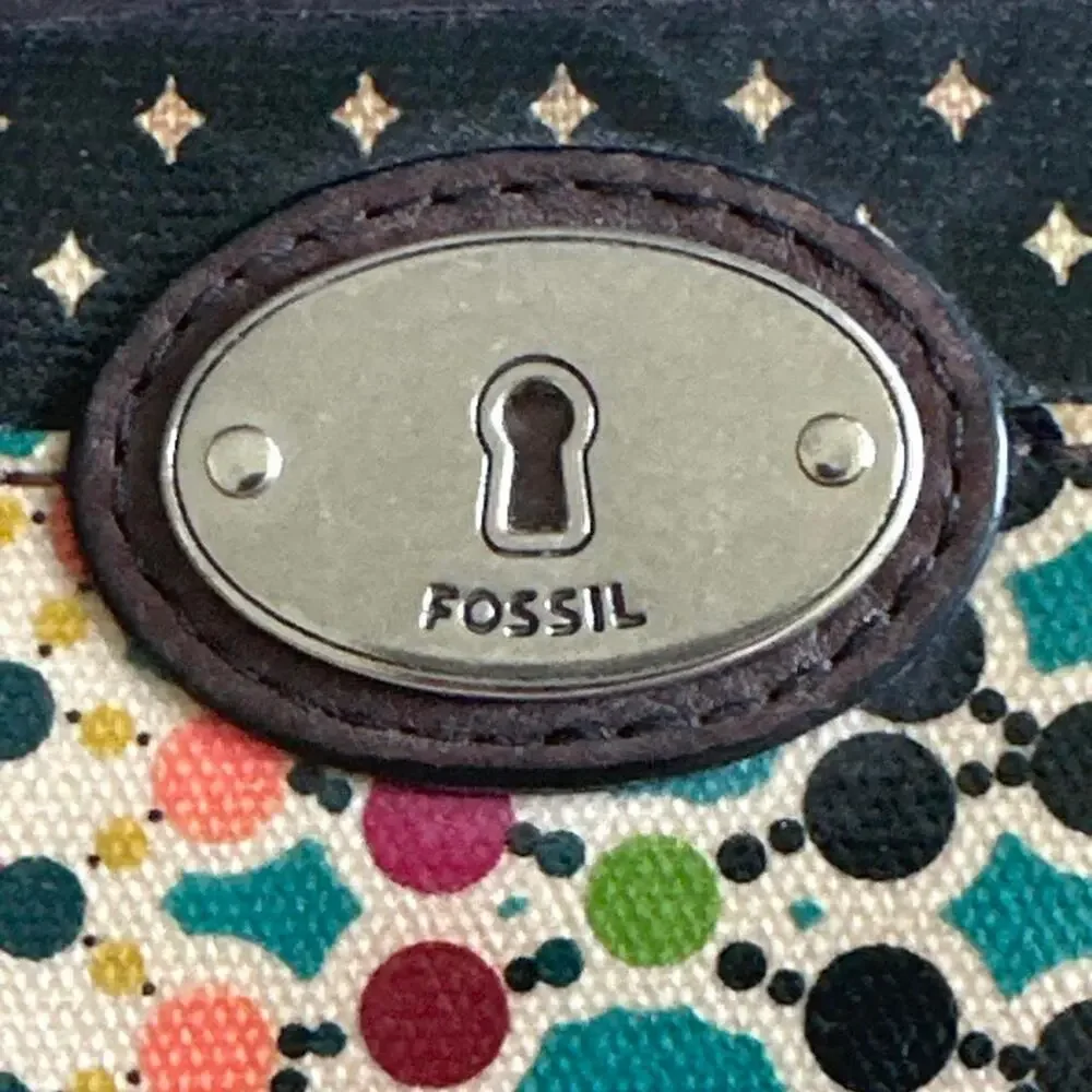 Fossil Key-Per Kaleidoscope Zip Around Wallet Boho Y2K Coated Canvas Organizer